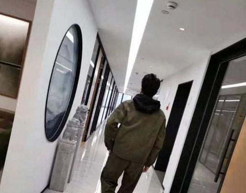 舅舅直播爆料视频,独家爆料背后的惊人真相 第2张 舅舅直播爆料视频,独家爆料背后的惊人真相 第2张